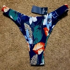 Hollister swim